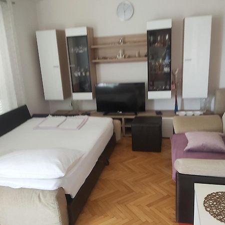 Apartments Culav Макарска Экстерьер фото
